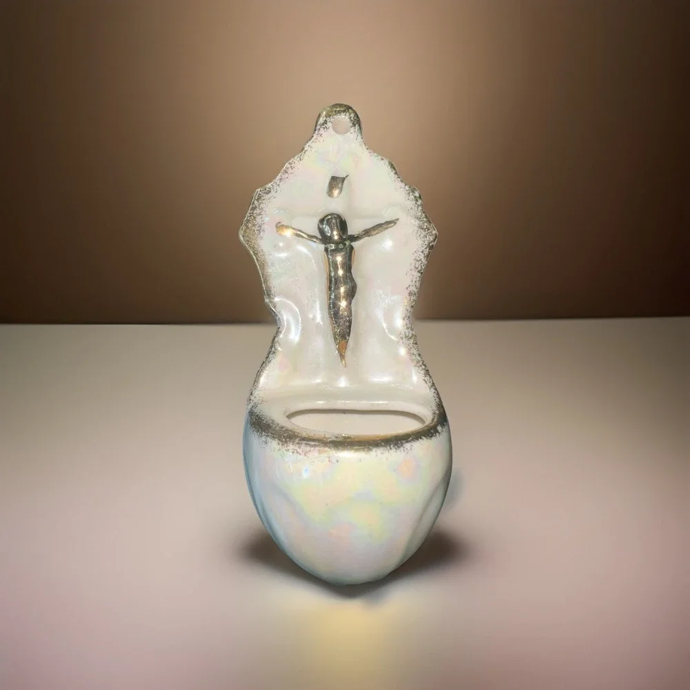 Holy water Holder White And Gold 6